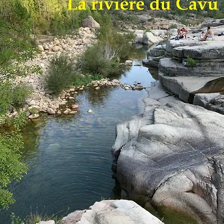 شقة Rez De Jardin Dans De Charme ... بورتو فيكشْيو