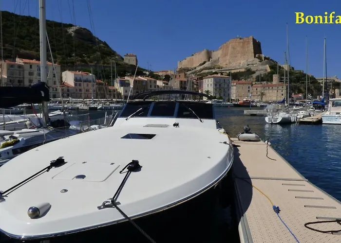 Rez De Jardin Dans De Charme ... * Porto-Vecchio (Corsica)