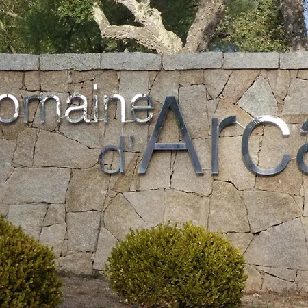 Apartament Rez De Jardin Dans De Charme ... Porto-Vecchio (Corsica)