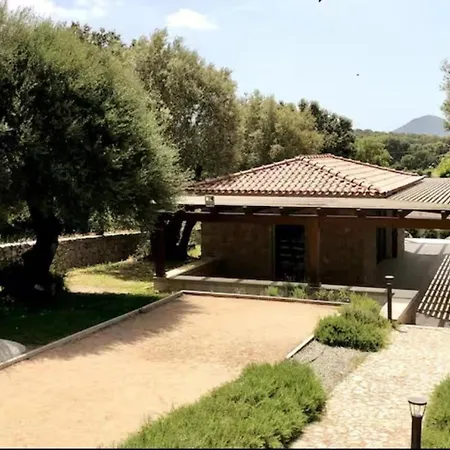 Rez De Jardin Dans De Charme ... Apartament Porto-Vecchio (Corsica)