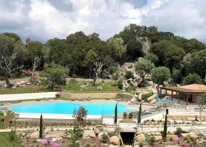 Rez De Jardin Dans De Charme ... Appartement *